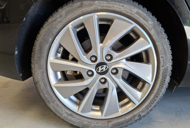 Hyundai i30 III FASTBACK SPORT 1.4 T-GDi  140 16V DCT7 S&S 14 Boîte auto / ENTRETIEN A JOUR