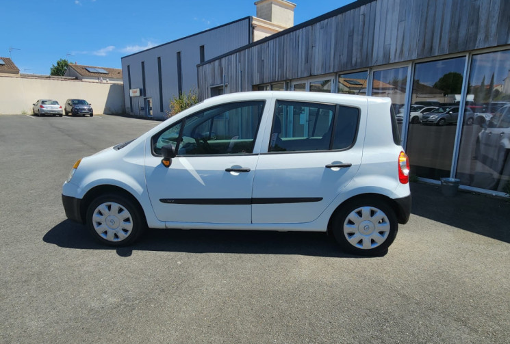 Renault MODUS 1.2 75 / IDEAL JEUNE CONDUCTEUR / DISTRIBUTION RECENTE 
