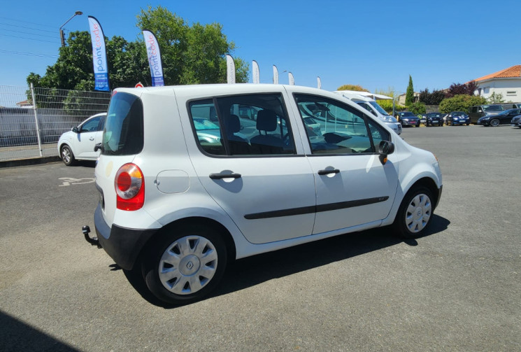 Renault MODUS 1.2 75 / IDEAL JEUNE CONDUCTEUR / DISTRIBUTION RECENTE 
