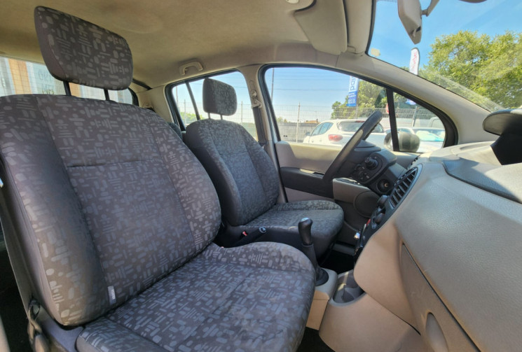 Renault MODUS 1.2 75 / IDEAL JEUNE CONDUCTEUR / DISTRIBUTION RECENTE 