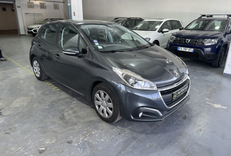 Peugeot 208 1.0 Puretech 68 / Courroie faite fin 2025 / Régulateur / Climatisation