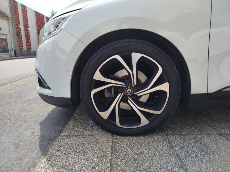 Renault GRAND SCENIC IV 1.7 dCi 120 cv / INTENS / SUIVI RENAULT