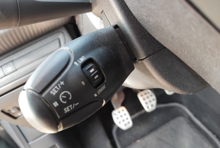 Peugeot 2008 1.6 BlueHDi 120ch Féline - 1°Main - Suivi Complet