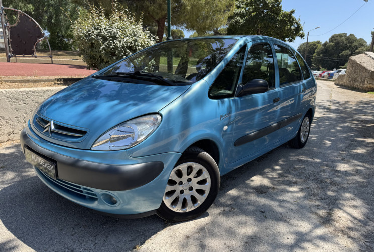Citroën XSARA PICASSO 2.0 HDi 90CH DISTRIBUTION + EMBRAYAGE NEUF