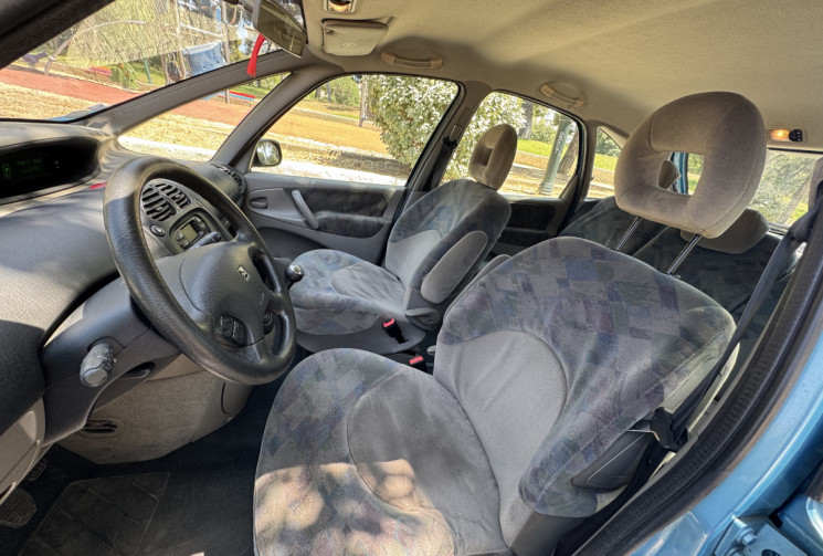 Citroën XSARA PICASSO 2.0 HDi 90CH DISTRIBUTION + EMBRAYAGE NEUF