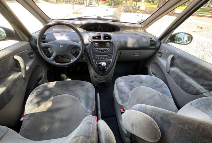 Citroën XSARA PICASSO 2.0 HDi 90CH DISTRIBUTION + EMBRAYAGE NEUF