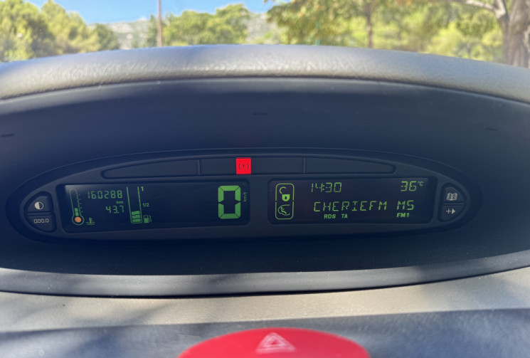 Citroën XSARA PICASSO 2.0 HDi 90CH DISTRIBUTION + EMBRAYAGE NEUF