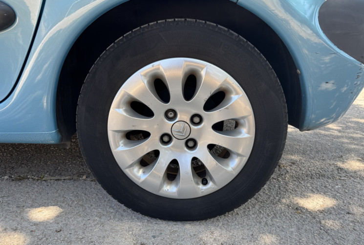 Citroën XSARA PICASSO 2.0 HDi 90CH DISTRIBUTION + EMBRAYAGE NEUF