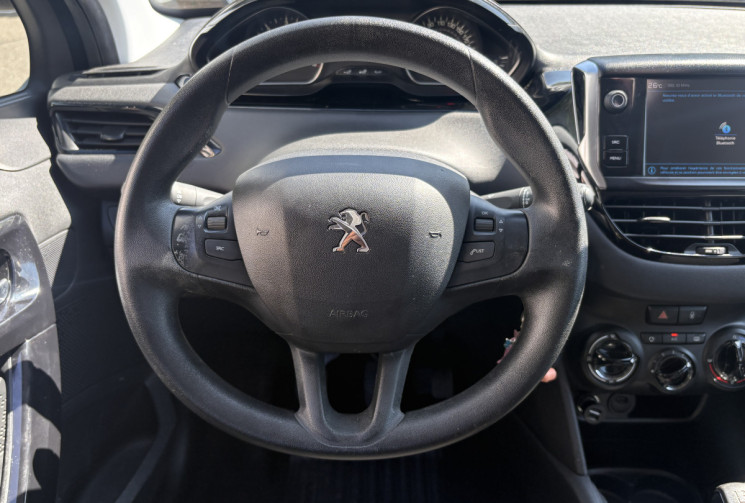 Peugeot 208  1.5 BlueHDi 100 ch Active