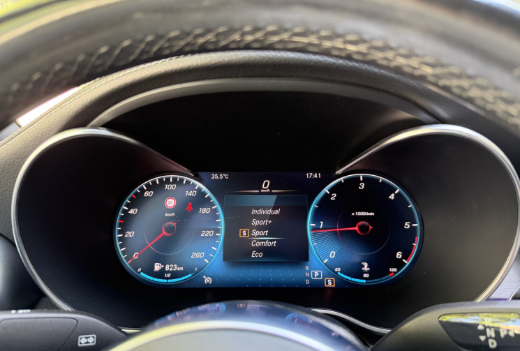 Mercedes Classe C Cabriolet 220 d 194 AMG Line 9G-Tronic / Multibeam / Burmester / Caméra 360