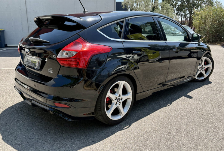 Ford Focus 5p Titanium X 2.0 TDCi 163cv / version rare / Sport 