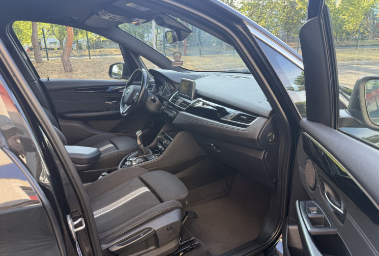 BMW SERIE 2 ACTIVETOURER 218D 150 SPORT / SUIVI BMW 