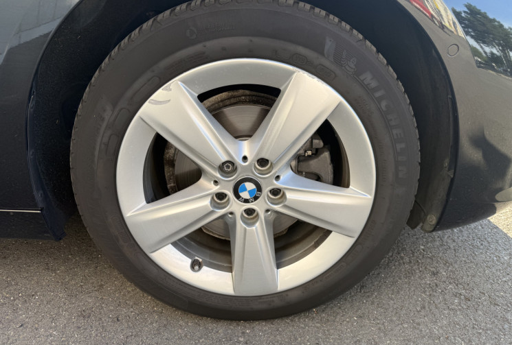 BMW SERIE 2 ACTIVETOURER 218D 150 SPORT / SUIVI BMW 