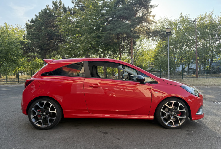 Opel Corsa 1.4 TURBO 150 GSI / SIEGES BAQUETS RECARO / 1ER MAIN / SUIVI COMPLET 