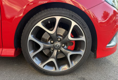 Opel Corsa 1.4 TURBO 150 GSI / SIEGES BAQUETS RECARO / 1ER MAIN / SUIVI COMPLET 