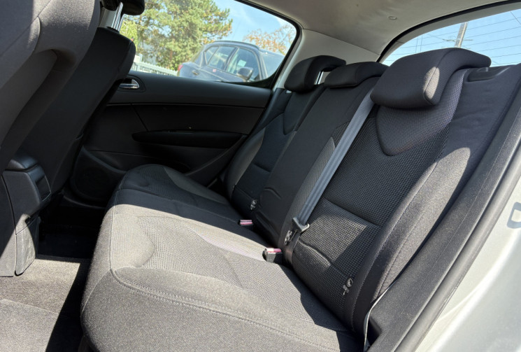 Peugeot 308 1.6 HDi 16V 90 cv PREMIUM PACK