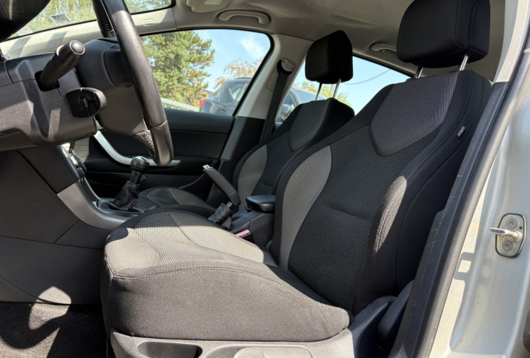 Peugeot 308 1.6 HDi 16V 90 cv PREMIUM PACK