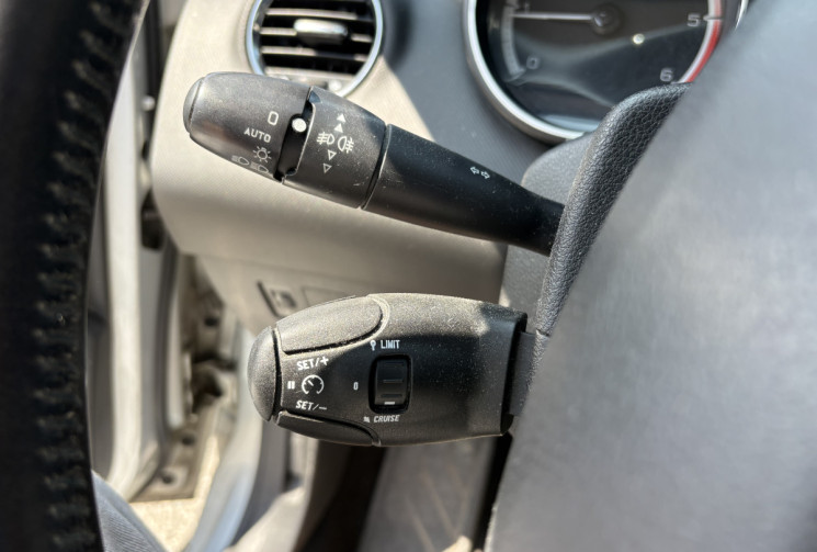 Peugeot 308 1.6 HDi 16V 90 cv PREMIUM PACK