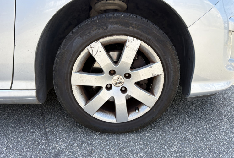 Peugeot 308 1.6 HDi 16V 90 cv PREMIUM PACK