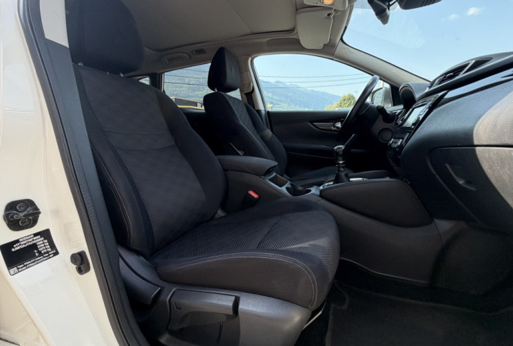 Nissan Qashqai II 1.6 dCi 130 Tekna / GPS / Camera 360