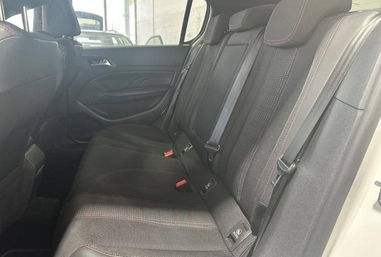 Peugeot 308 1.2 PURETECH 130 GT LINE / DISTRIBUTION OK