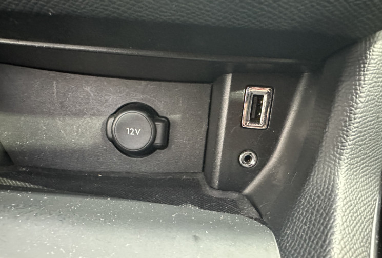 Peugeot 308 1.2 PURETECH 130 GT LINE / DISTRIBUTION OK