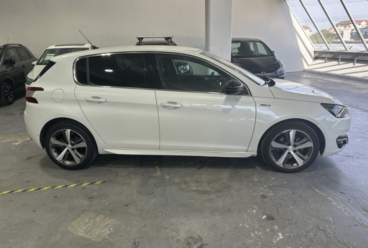 Peugeot 308 1.2 PURETECH 130 GT LINE / DISTRIBUTION OK