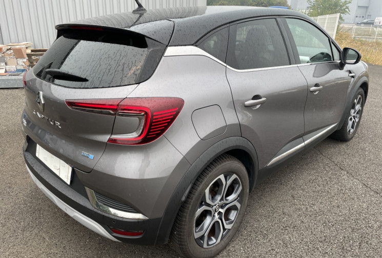 Renault Captur II E-TEC  1.6 i 145CV HYBRID BVA INTENS