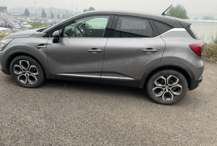 Renault Captur II E-TEC  1.6 i 145CV HYBRID BVA INTENS