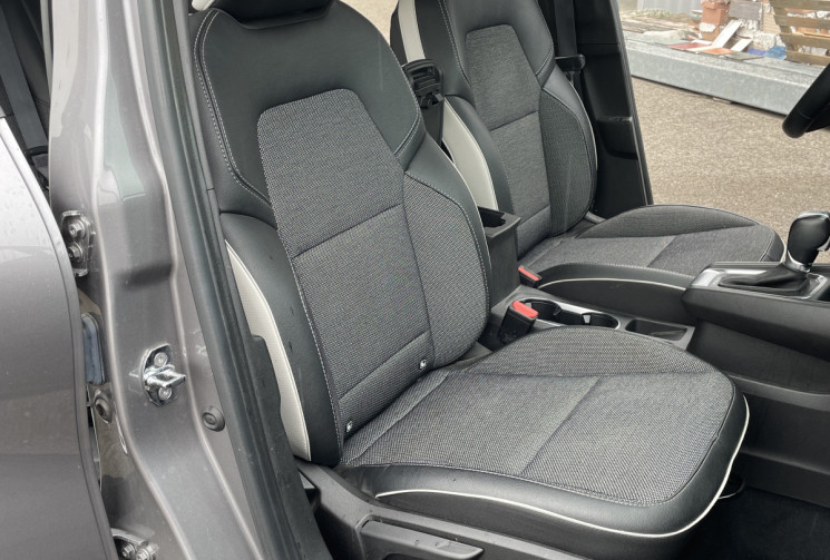 Renault Captur II E-TEC  1.6 i 145CV HYBRID BVA INTENS