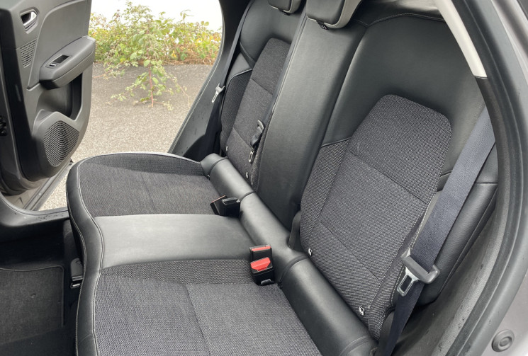 Renault Captur II E-TEC  1.6 i 145CV HYBRID BVA INTENS