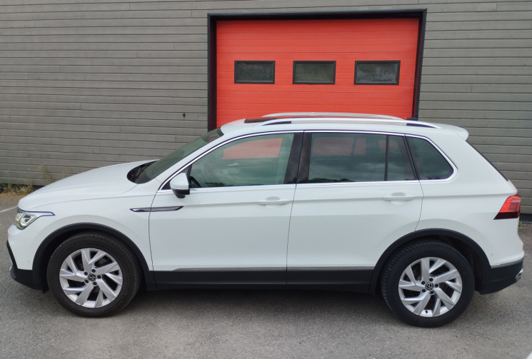 Volkswagen Tiguan (2) 2.0 TDi 150 BlueMotion Technology Elegance S&S DSG7 / Toit ouvrant + Attelage