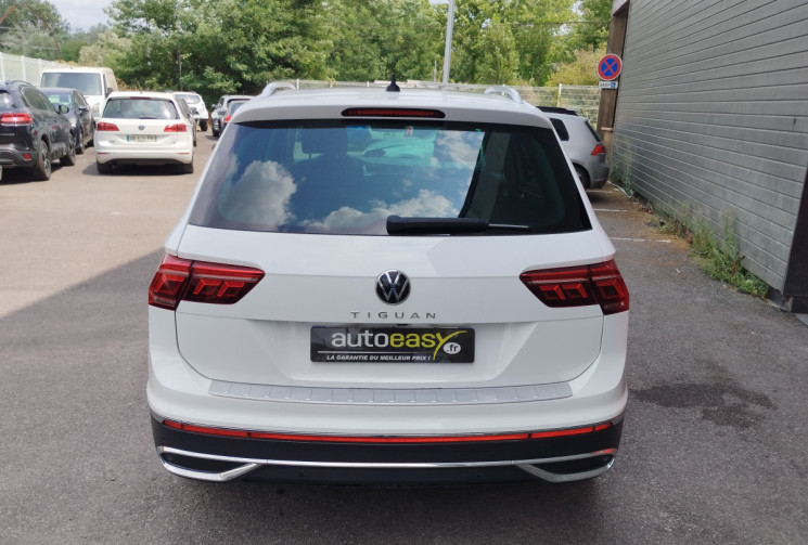 Volkswagen Tiguan (2) 2.0 TDi 150 BlueMotion Technology Elegance S&S DSG7 / Toit ouvrant + Attelage