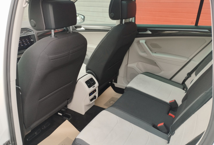 Volkswagen Tiguan (2) 2.0 TDi 150 BlueMotion Technology Elegance S&S DSG7 / Toit ouvrant + Attelage