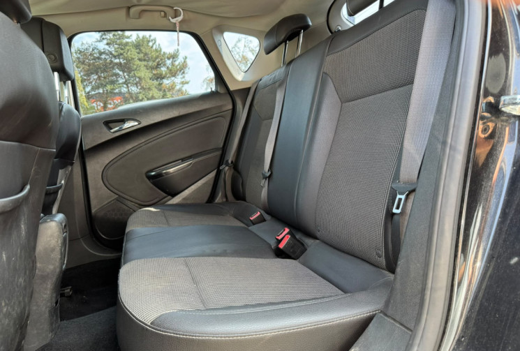 Opel Astra Hatchback 1.7 CDTI FAP 125 cv COSMO
