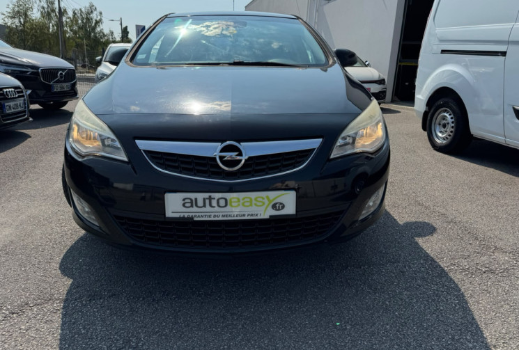 Opel Astra Hatchback 1.7 CDTI FAP 125 cv COSMO