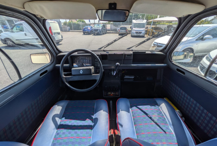Renault 4L 1.1 CLAN GTL 34 CH / VEHICULE DE COLLECTION 