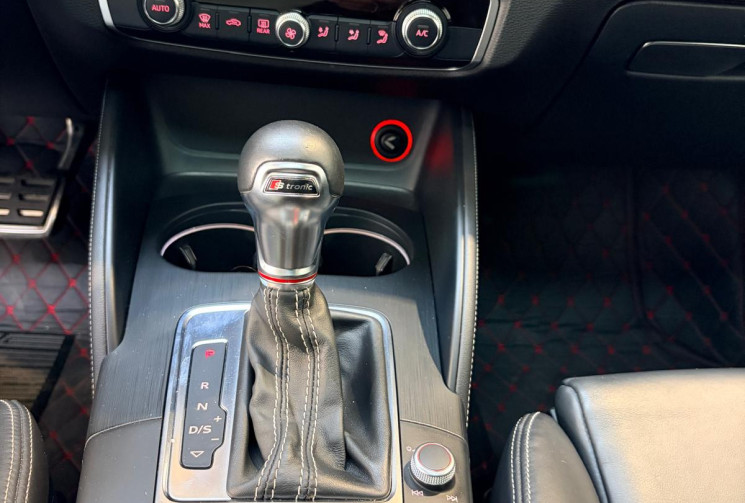 Audi S3 SPORTBACK QUATTRO 300CH-FRANCE-ENTRETIEN COMPLET AUDI-STRONIC