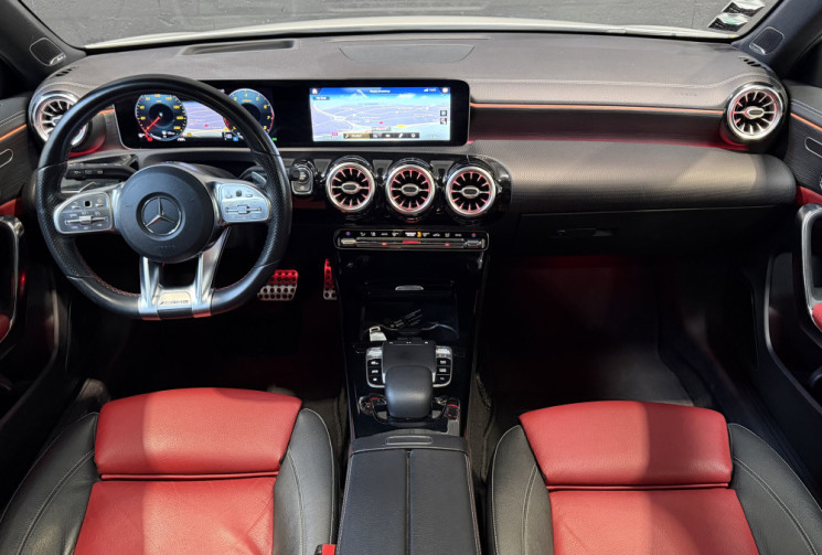 Mercedes Classe A A200 163ch AMG Line 7G-DCT - Toit ouvrant - son Burmester - cuir rouge