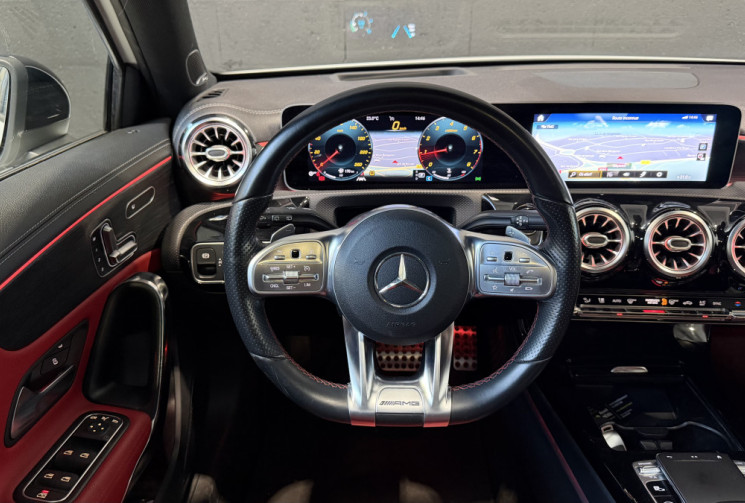Mercedes Classe A A200 163ch AMG Line 7G-DCT - Toit ouvrant - son Burmester - cuir rouge