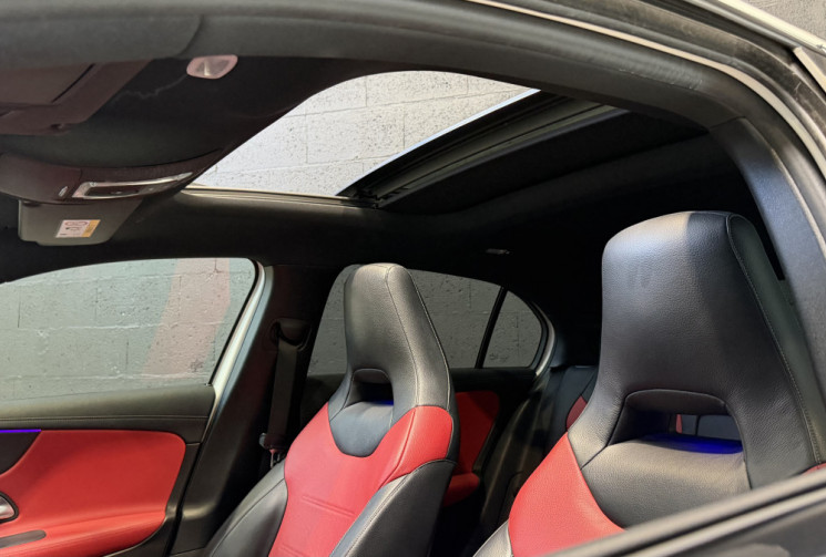 Mercedes Classe A A200 163ch AMG Line 7G-DCT - Toit ouvrant - son Burmester - cuir rouge
