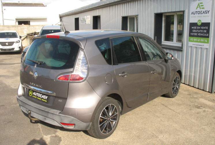 Renault Scénic III 1.5 dCi 110 BOSE EDC