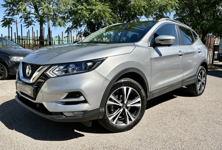 Nissan Qashqai 1.5 DCI N-Connecta 115 DCT / Suivi Nissan / Caméra 360 / Toit Pano / CarPlay 