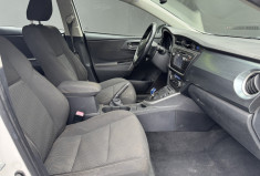 Toyota AURIS   Hatchback 1.8 VVT-i 16V 136 HSD