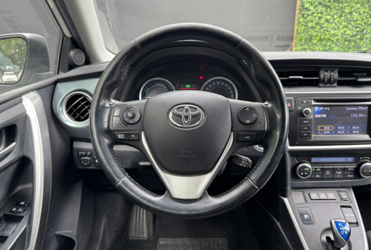 Toyota AURIS   Hatchback 1.8 VVT-i 16V 136 HSD