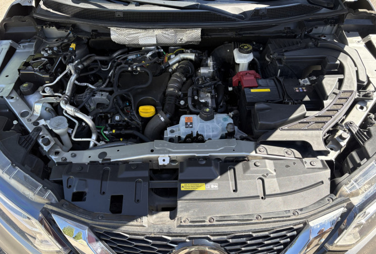 Nissan Qashqai 1.5 DCI N-Connecta 115 DCT / Suivi Nissan / Caméra 360 / Toit Pano / CarPlay 