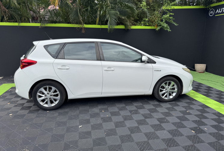 Toyota AURIS   Hatchback 1.8 VVT-i 16V 136 HSD
