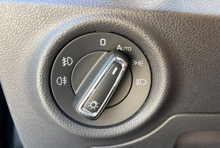 Skoda Kamiq 1.0 TSI 115 MONTE CARLO DSG7 / CAR PAY / VITRUAL COCKPIT / CAMERA RECUL