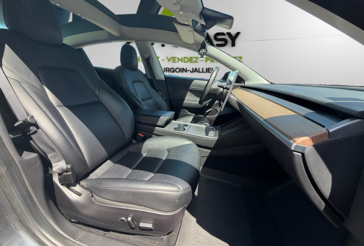 Tesla Model 3 SR +  / 285 CH / SOH 92.6 % / 