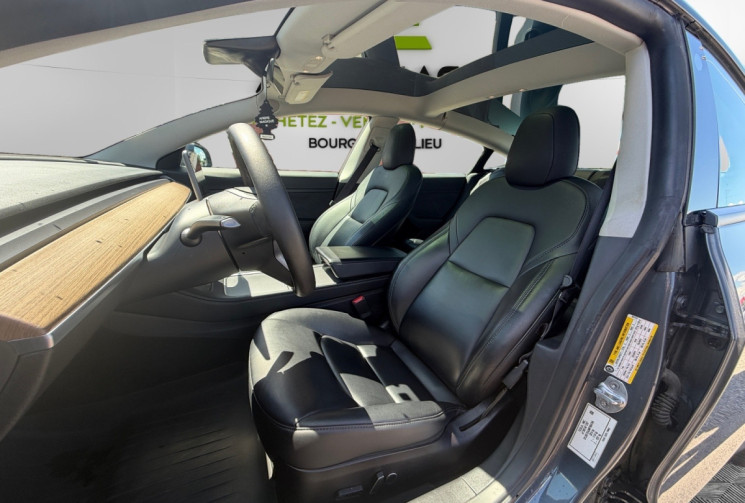 Tesla Model 3 SR +  / 285 CH / SOH 92.6 % / 